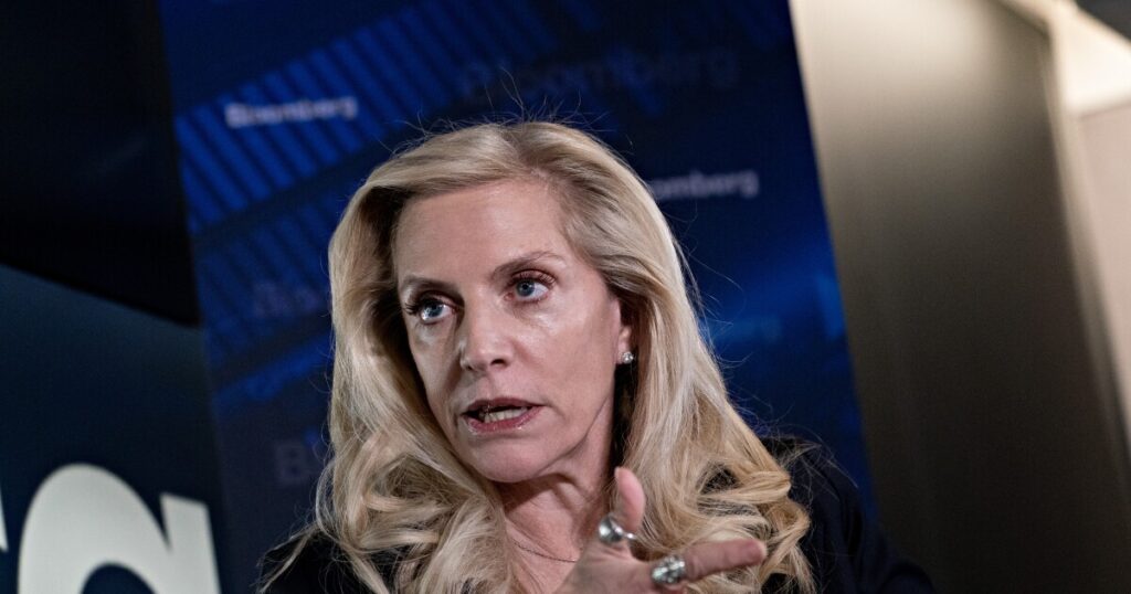 Brainard downplays inflation risk, saying lower rates boost housing