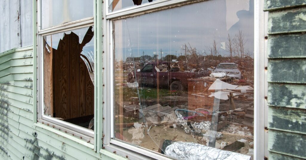 Home insurance claims fall as repair costs climb