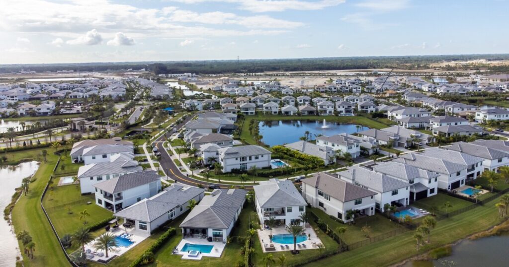 US housing starts fall to lowest level since May 2020