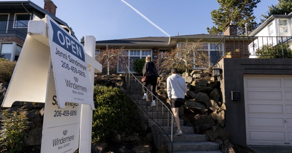 Pending-home sales plunge by most since start of pandemic