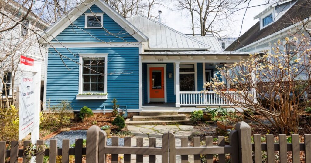 Income needed to buy a home falls 4%