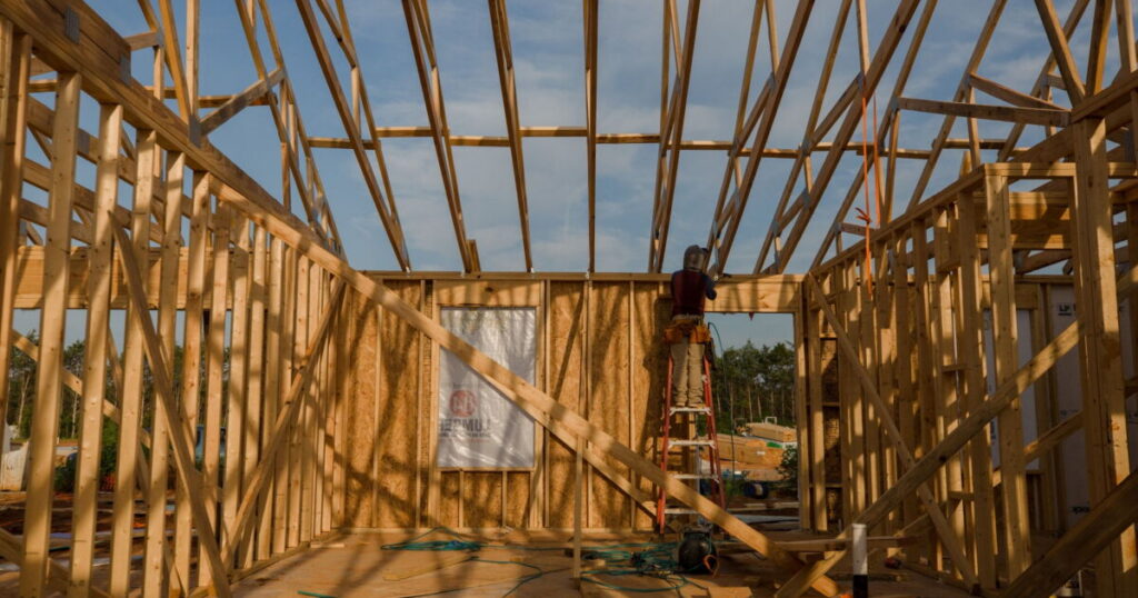 Sales of new homes fell more than expected in April