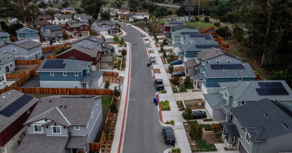 Redfin adds weather data to every home listing Redfin adds weather data to every home listing