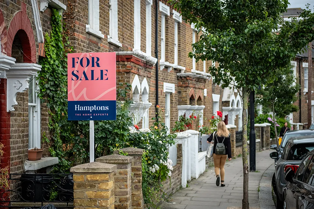 House price-to-earnings gap narrows to lowest level in 11 years: Lloyds – Mortgage Strategy House price-to-earnings gap narrows to lowest level in 11 years: Lloyds – Mortgage Strategy