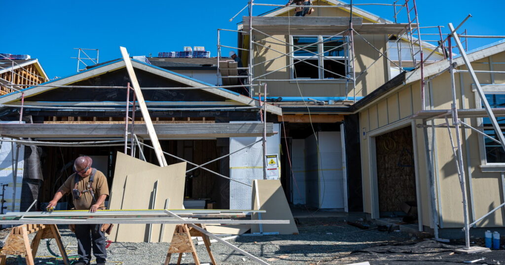 Berkshire’s bet on US housing grows with Lennar buying binge Berkshire’s bet on US housing grows with Lennar buying binge
